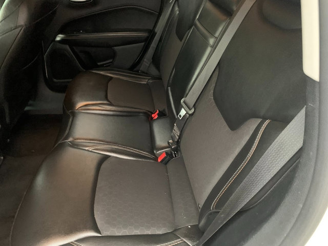 Used 2018 Jeep Compass Latitude w/ Popular Equipment Group AWD/4WD image 17