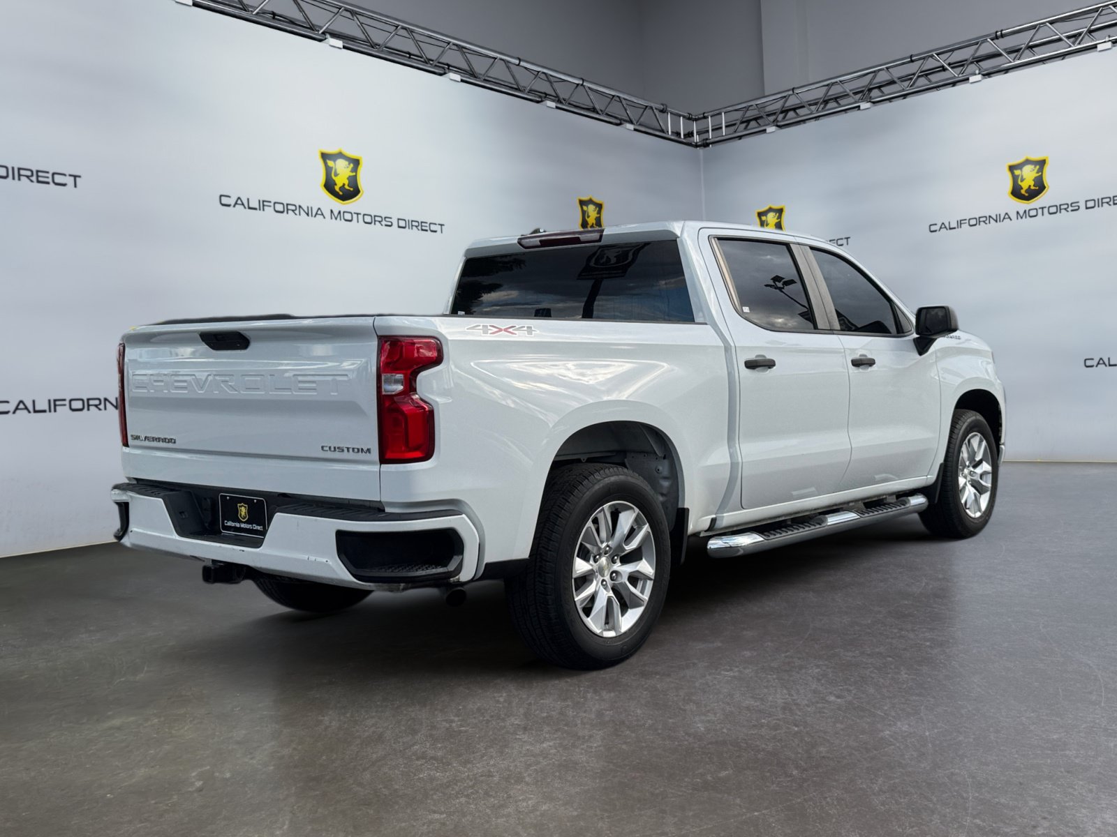 Used 2020 Chevrolet Silverado 1500 Custom w/ Custom Value Package AWD/4WD image 5