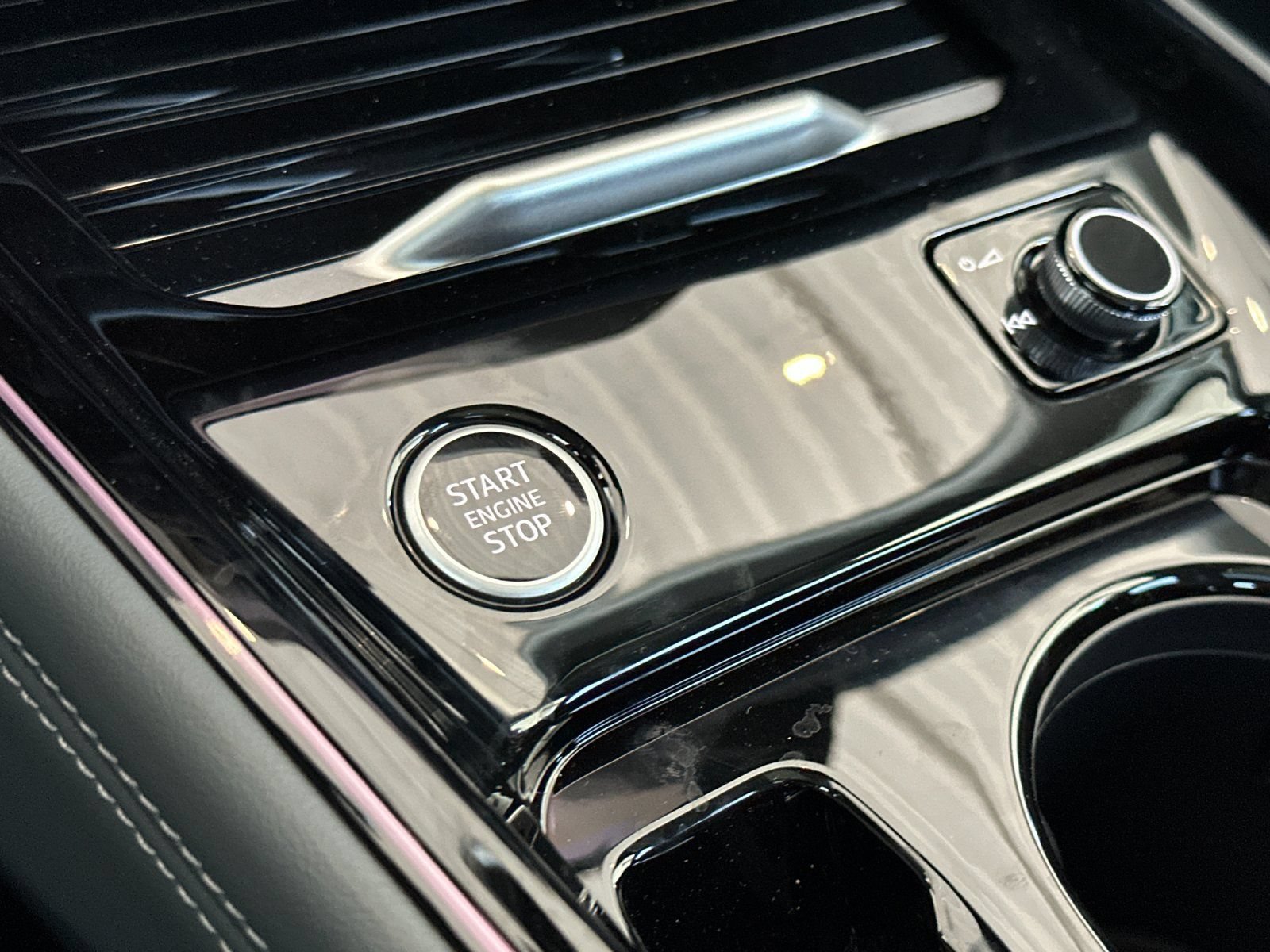 New 2026 Audi Q3 quattro 2.0T AWD/4WD image 22