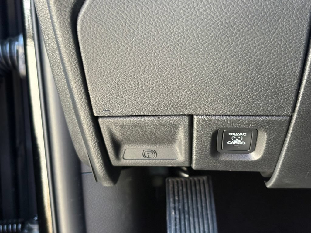 New 2026 RAM 3500 Tradesman AWD/4WD image 24