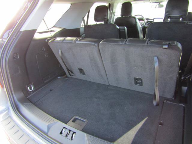 Used 2024 Ford Explorer XLT w/ Equipment Group 202A AWD/4WD image 14