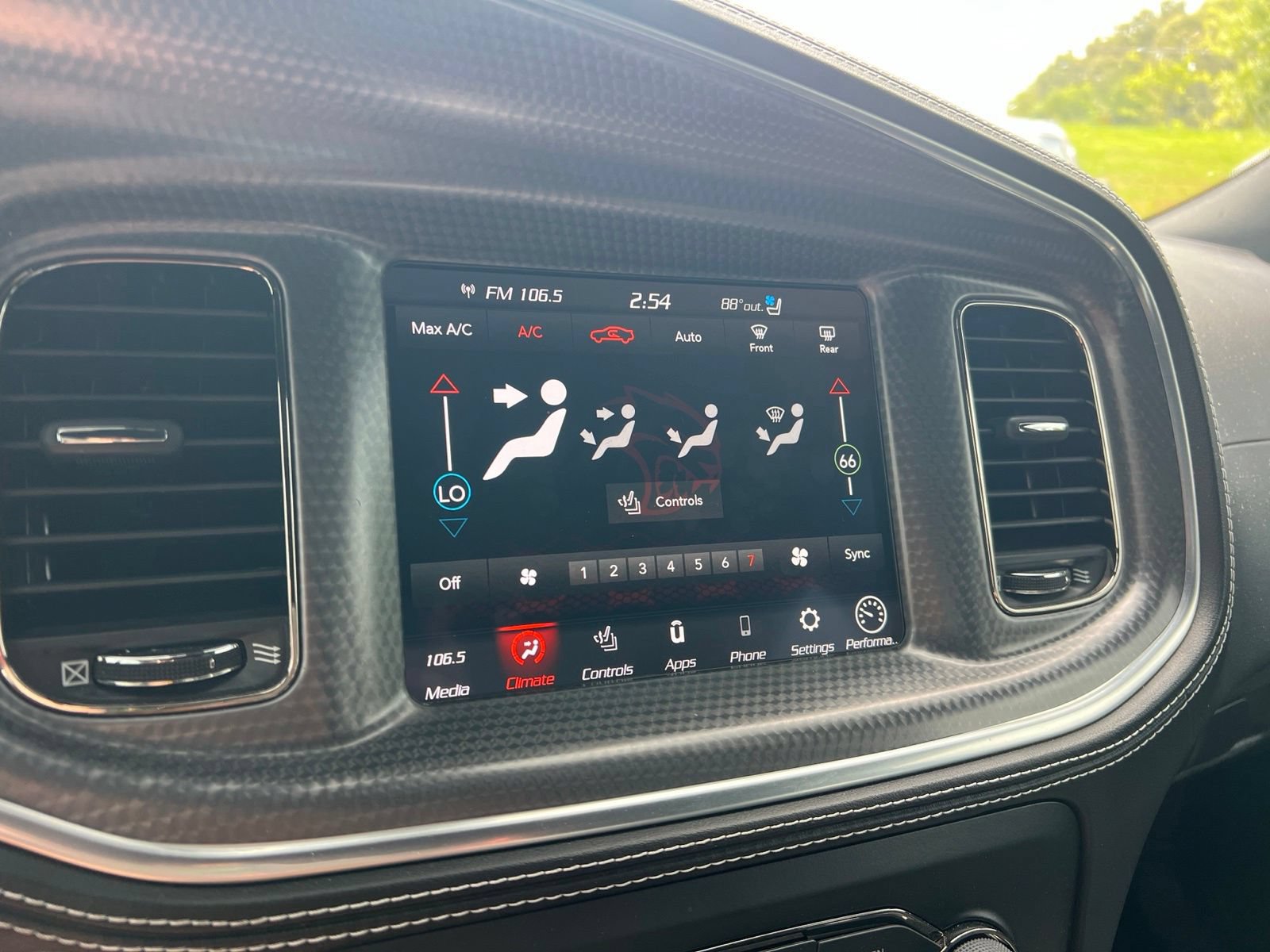 Used 2022 Dodge Charger SRT Hellcat w/ Harman/Kardon Audio Group RWD image 18