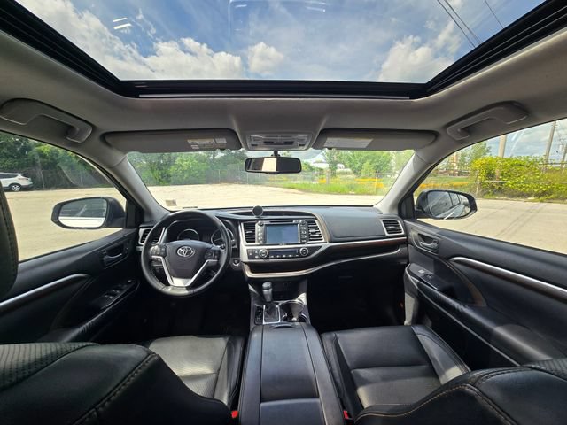 Used 2015 Toyota Highlander Limited AWD/4WD image 15