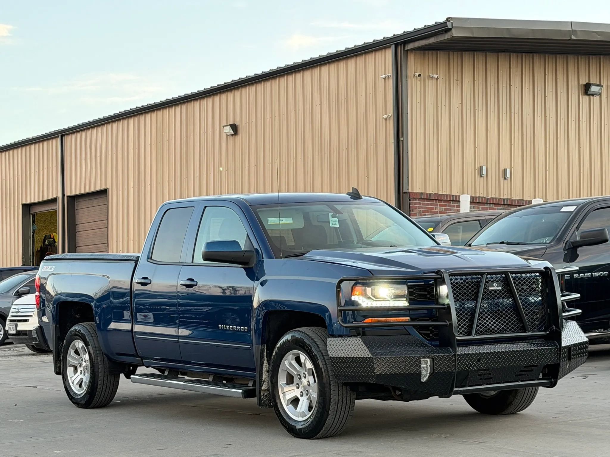 Used 2017 Chevrolet Silverado 1500 LT w/ All Star Edition image 9