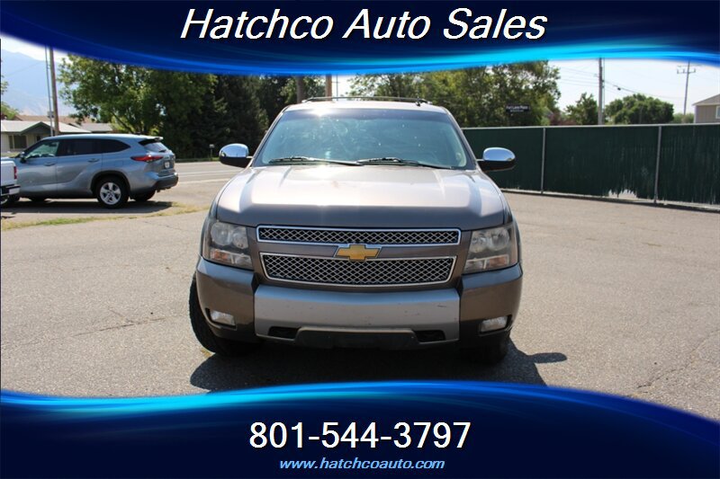Used 2012 Chevrolet Suburban LT AWD/4WD image 8