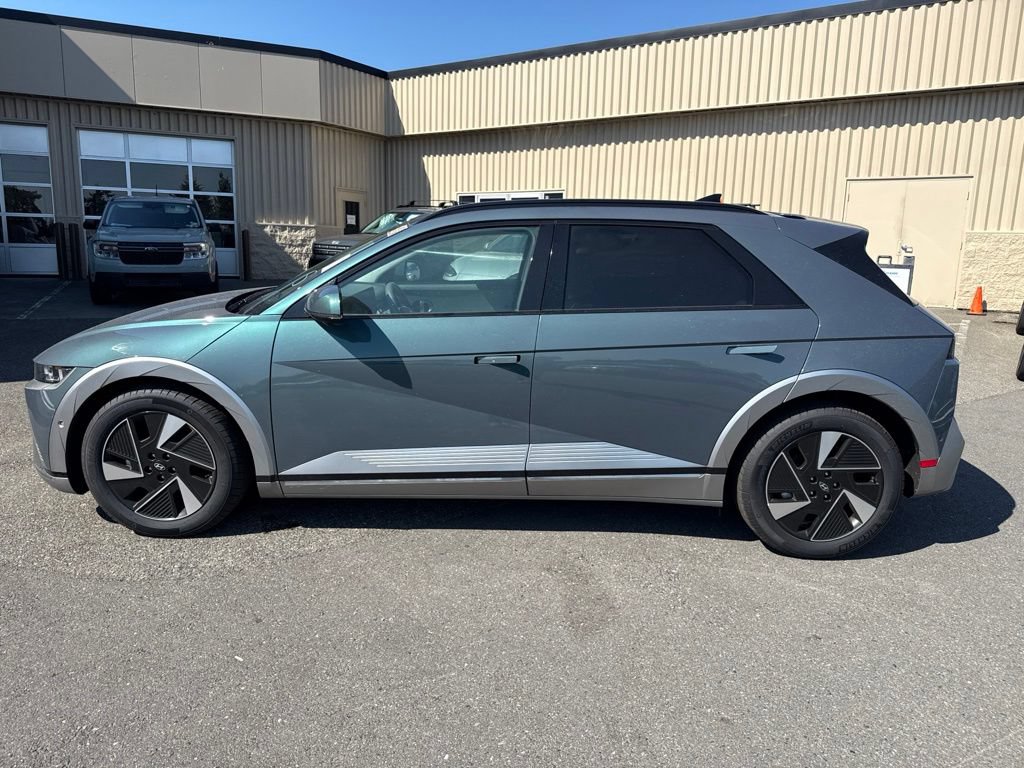 Used 2025 Hyundai Ioniq 5 Limited RWD image 2