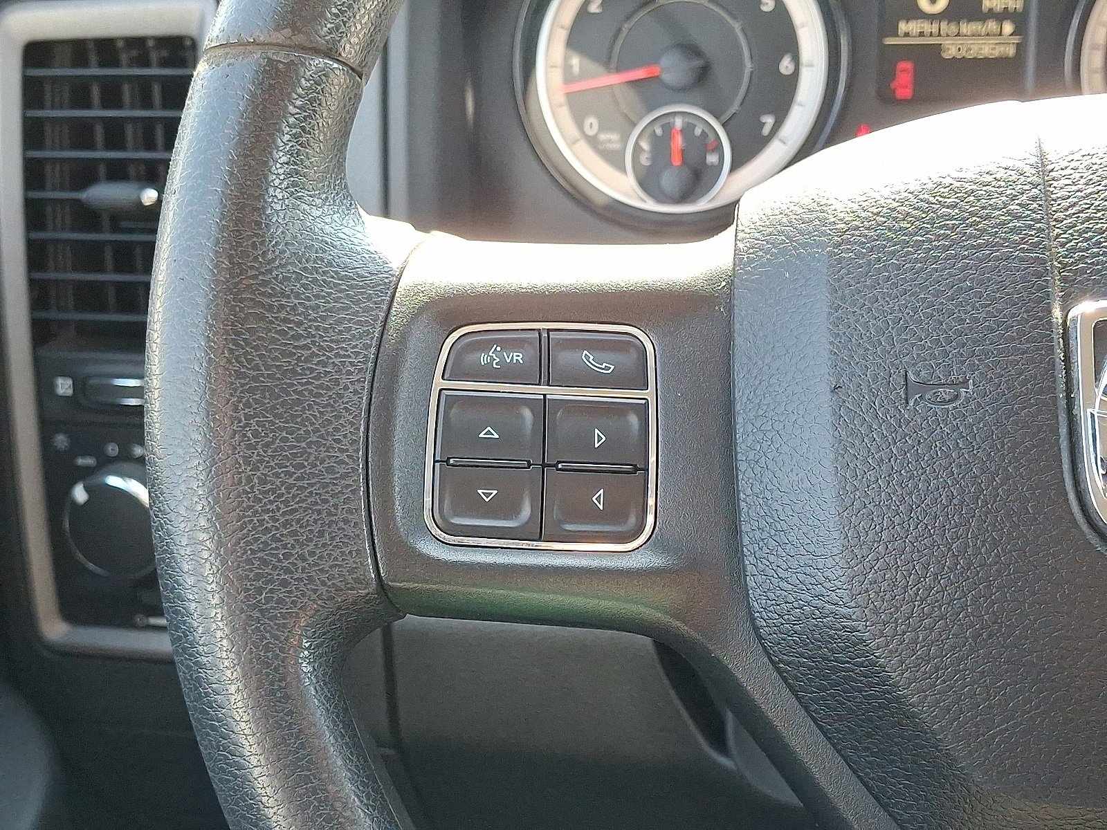 Used 2018 RAM 3500 Tradesman image 24