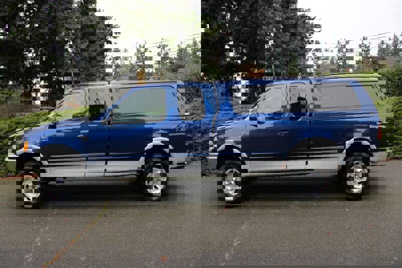 Used 1998 Ford F150 Lariat image 11