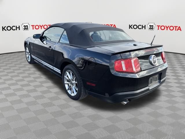 Used 2011 Ford Mustang Premium w/ 202A Rapid Spec Order Code image 6