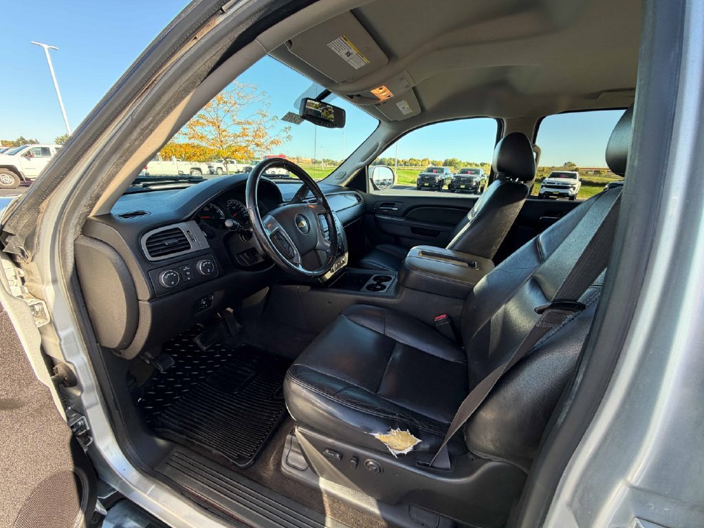 Used 2013 Chevrolet Silverado 1500 LTZ w/ LTZ Plus Package AWD/4WD image 14