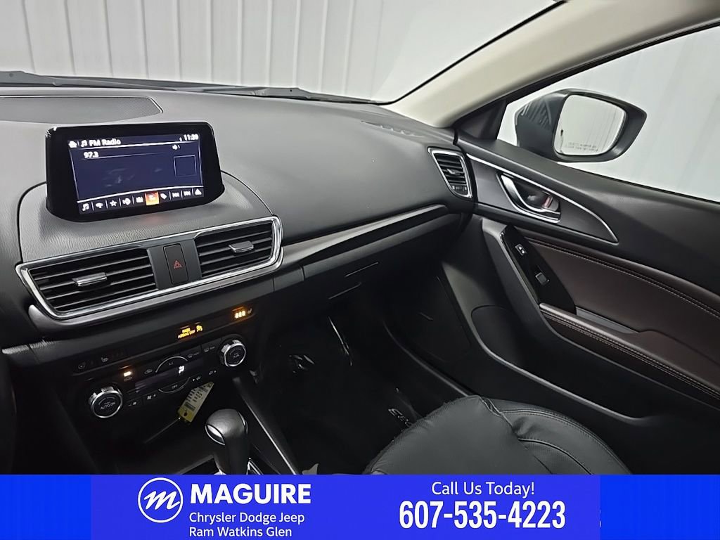 Used 2017 MAZDA MAZDA3 Grand Touring w/ Premium Equipment Package FWD image 29