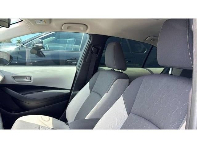 Used 2026 Toyota Corolla LE FWD image 9