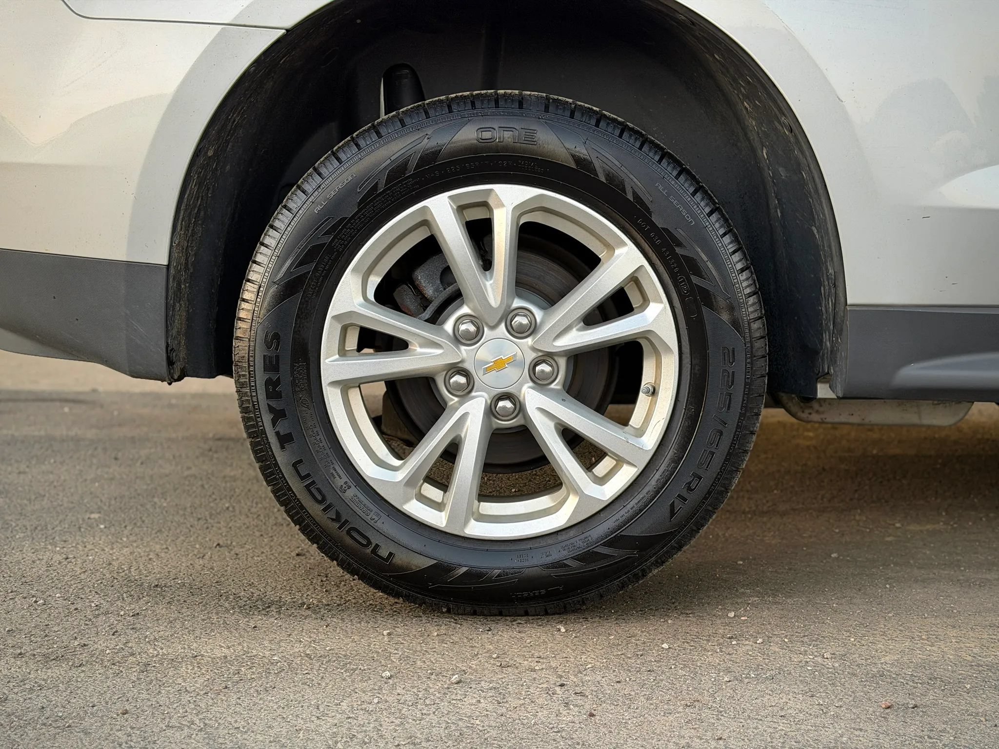 Used 2017 Chevrolet Equinox LT w/ Convenience Package FWD image 23