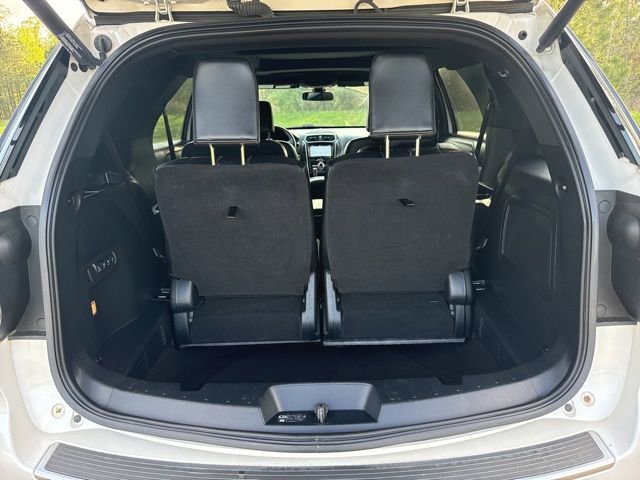 Used 2018 Ford Explorer Platinum image 10