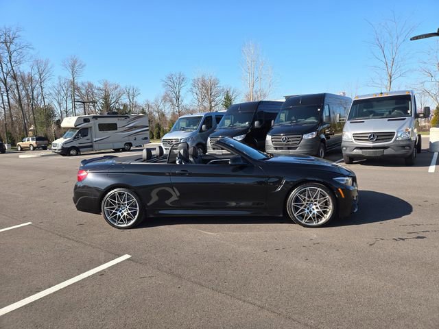 Used 2018 BMW M4 Convertible image 30