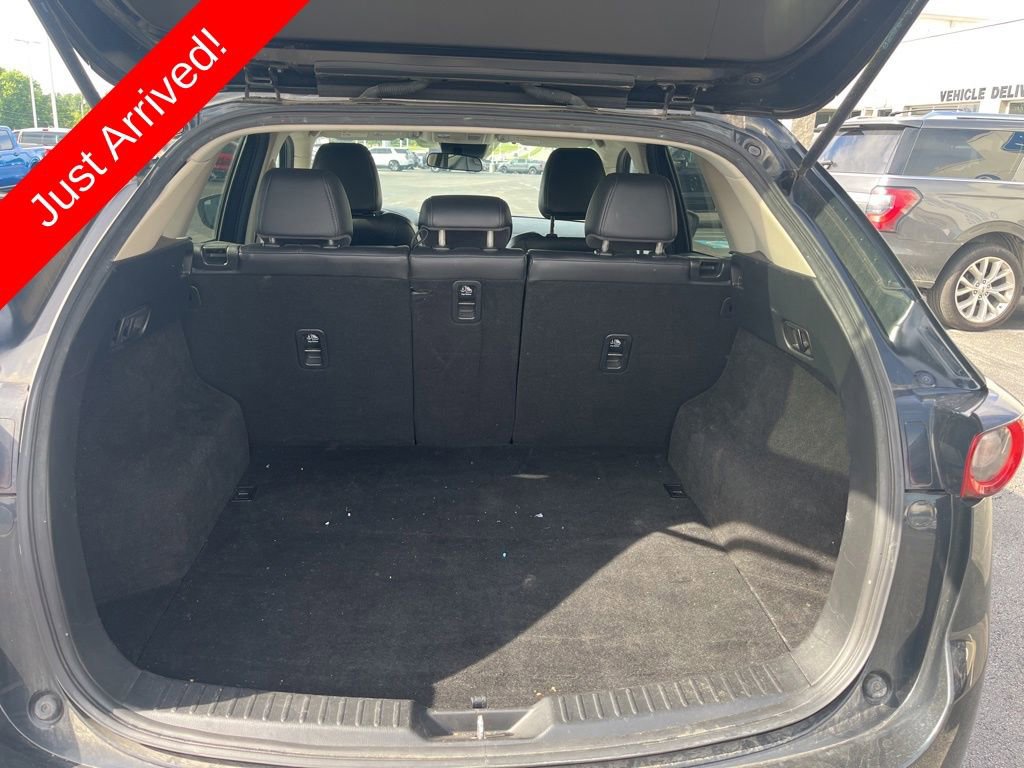 Used 2020 MAZDA CX-5 Touring FWD image 8