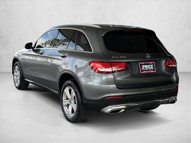 Used 2018 Mercedes-Benz GLC 300 4MATIC image 3