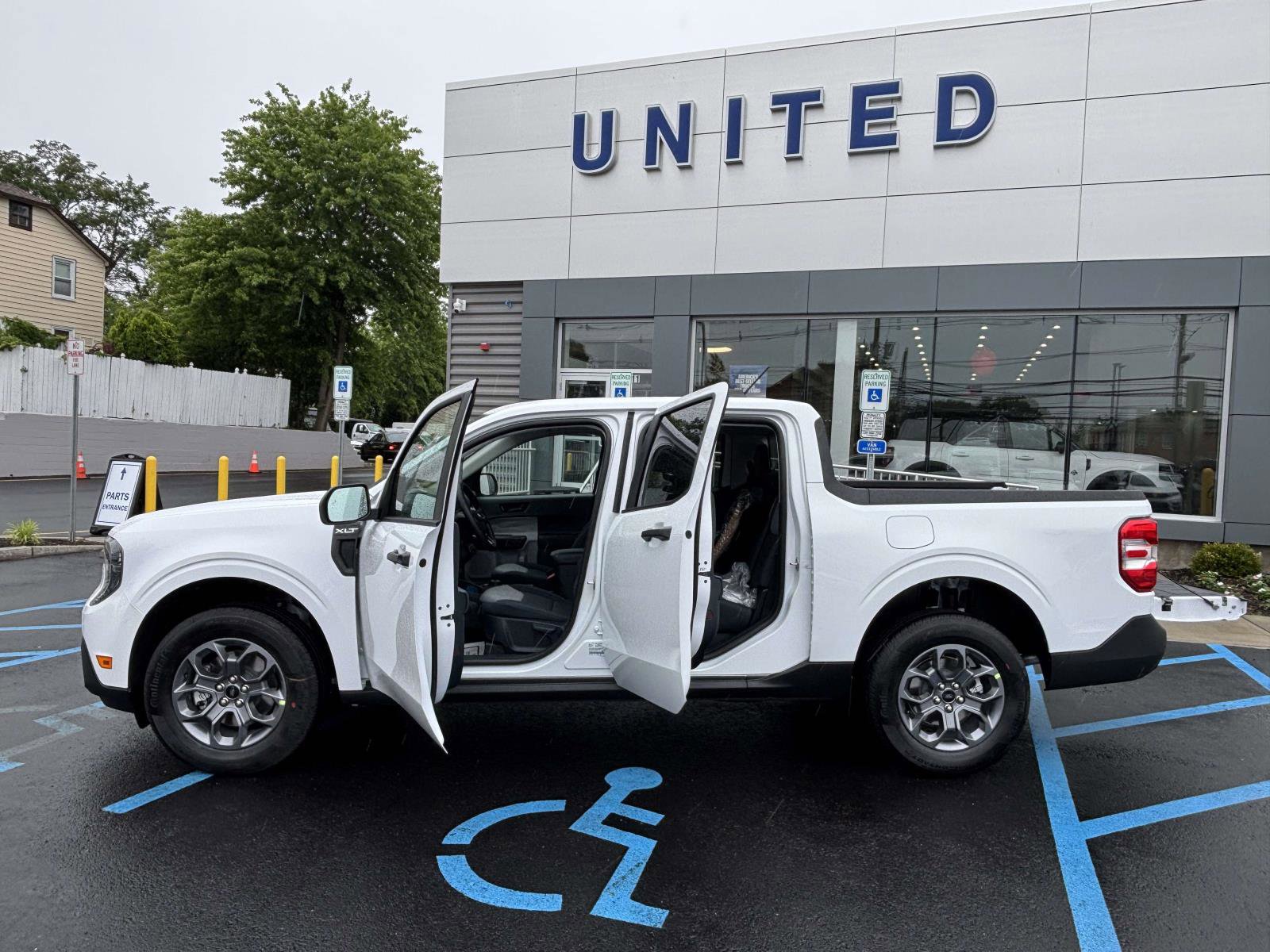 New 2026 Ford Maverick XLT w/ Equipment Group 301A AWD/4WD image 2