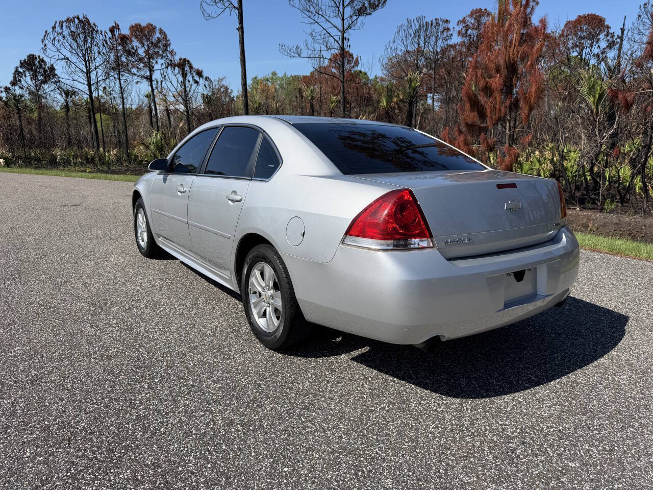 Used 2014 Chevrolet Impala Limited LS FWD image 3