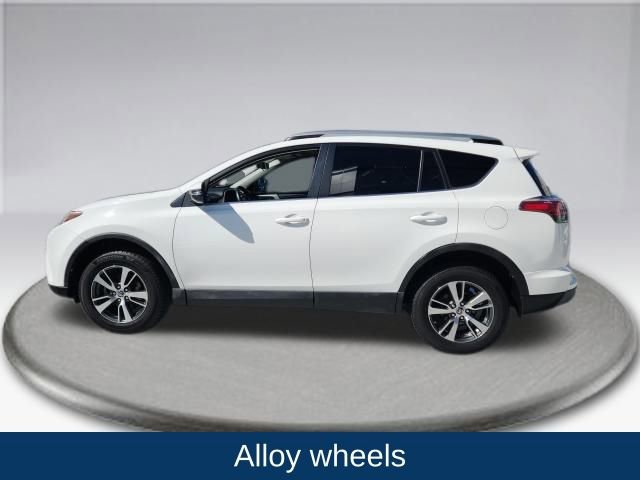 Used 2018 Toyota RAV4 XLE image 15