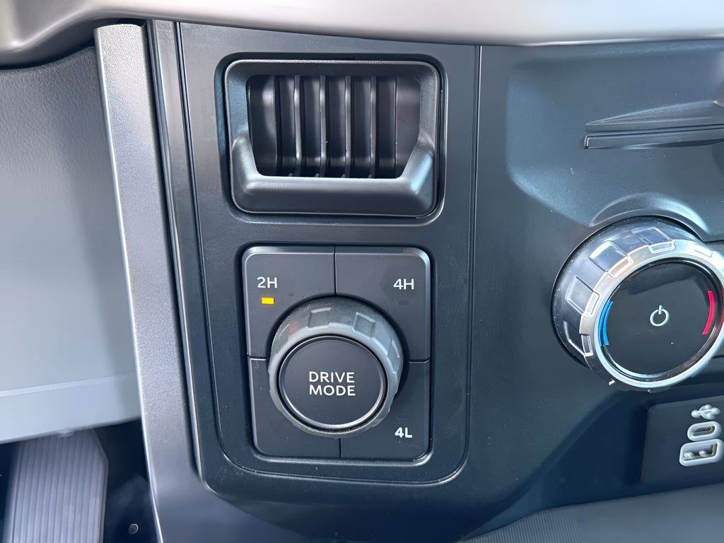 Used 2025 Ford F150 XLT w/ Equipment Group 301A Standard image 18