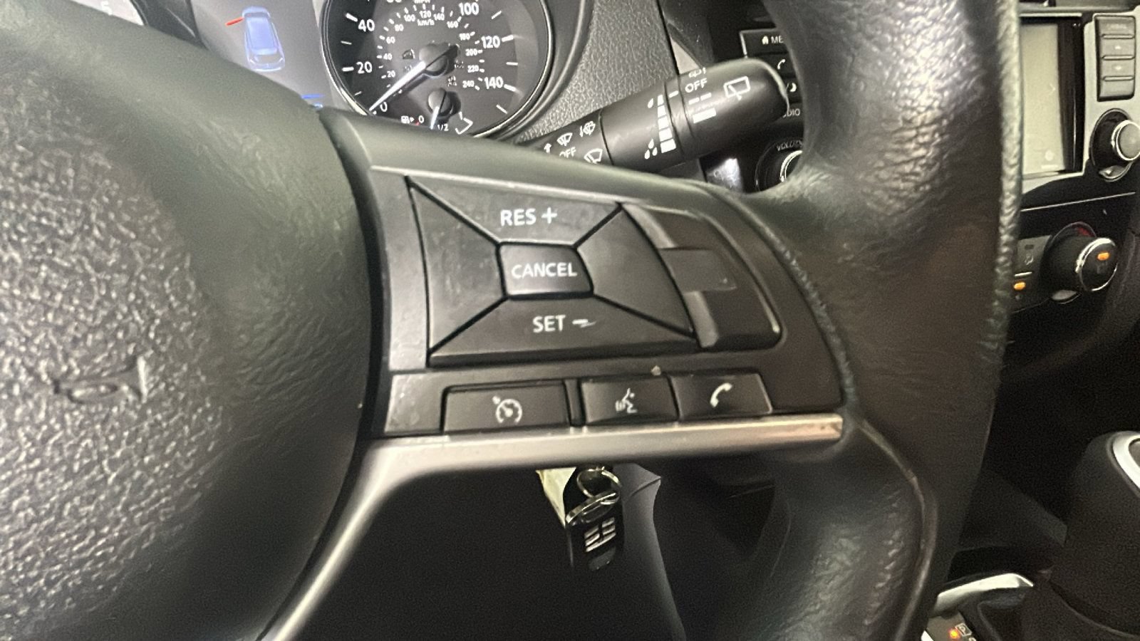 Used 2019 Nissan Rogue S FWD image 19