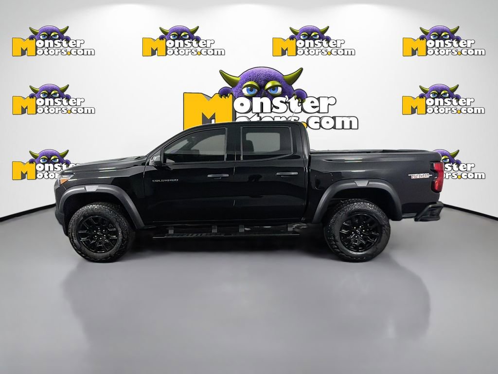 Used 2025 Chevrolet Colorado Trail Boss AWD/4WD image 8