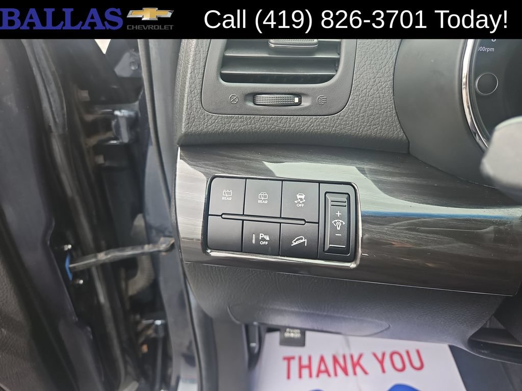 Used 2012 Kia Sorento LX w/ Convenience Pkg FWD image 16