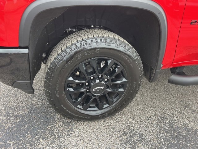 Certified 2025 Chevrolet Silverado 2500 Custom w/ Custom Value Package image 10