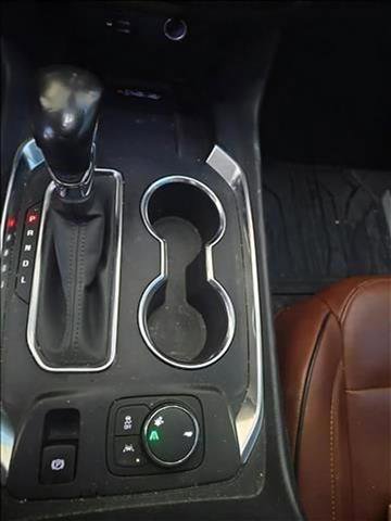 Used 2021 Chevrolet Traverse High Country image 18