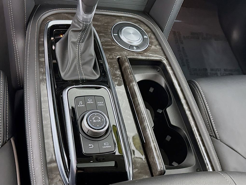 Used 2024 Nissan Armada Platinum w/ Cargo Package image 23