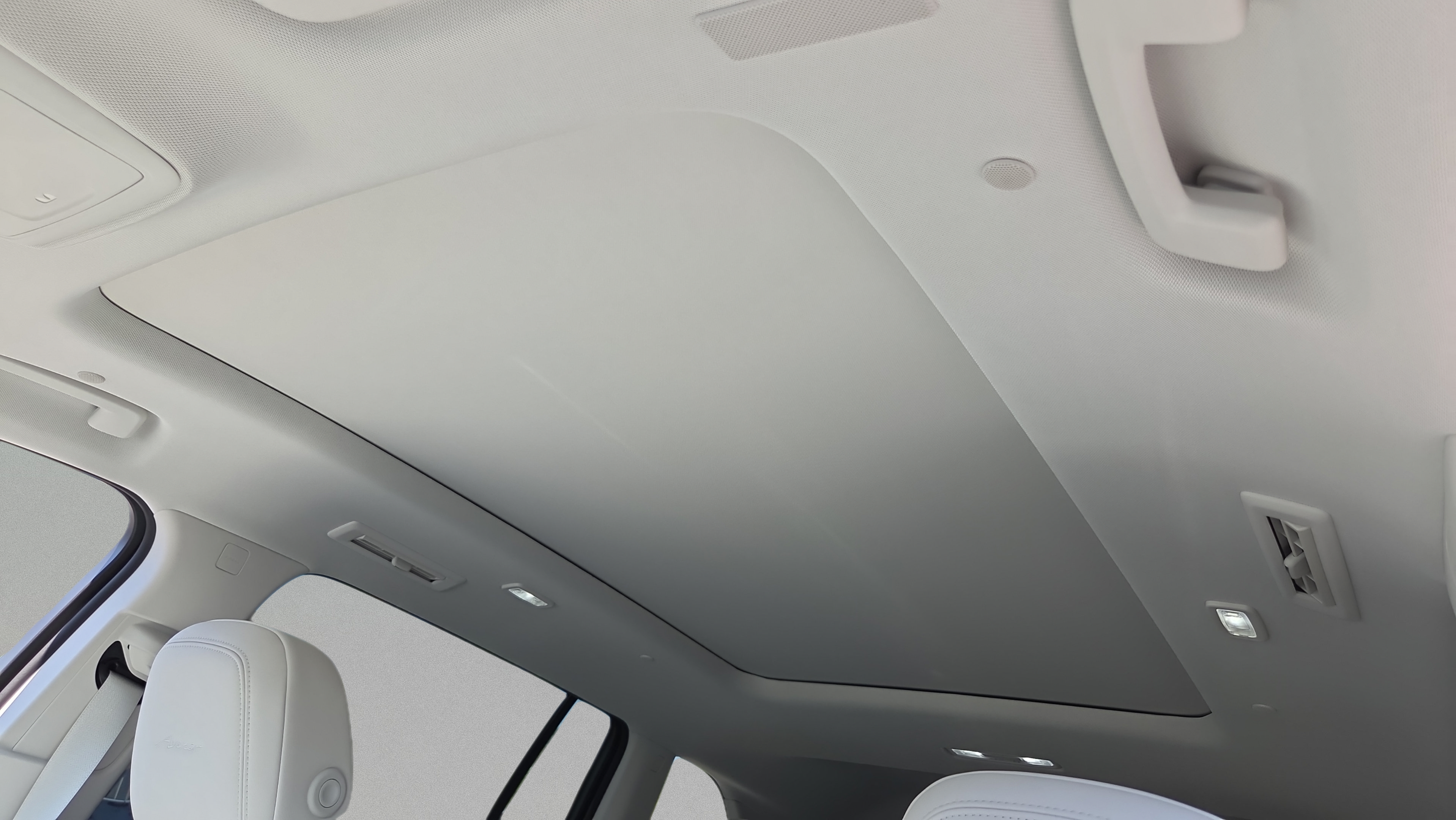 New 2026 Buick Enclave Avenir w/ Super Cruise Package FWD image 16