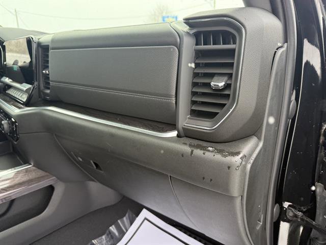 Used 2023 Chevrolet Silverado 1500 LTZ w/ Z71 Off-Road Package image 15