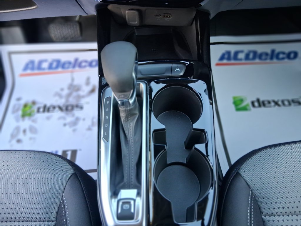 New 2026 Chevrolet Trax LT w/ Sunroof Package FWD image 24