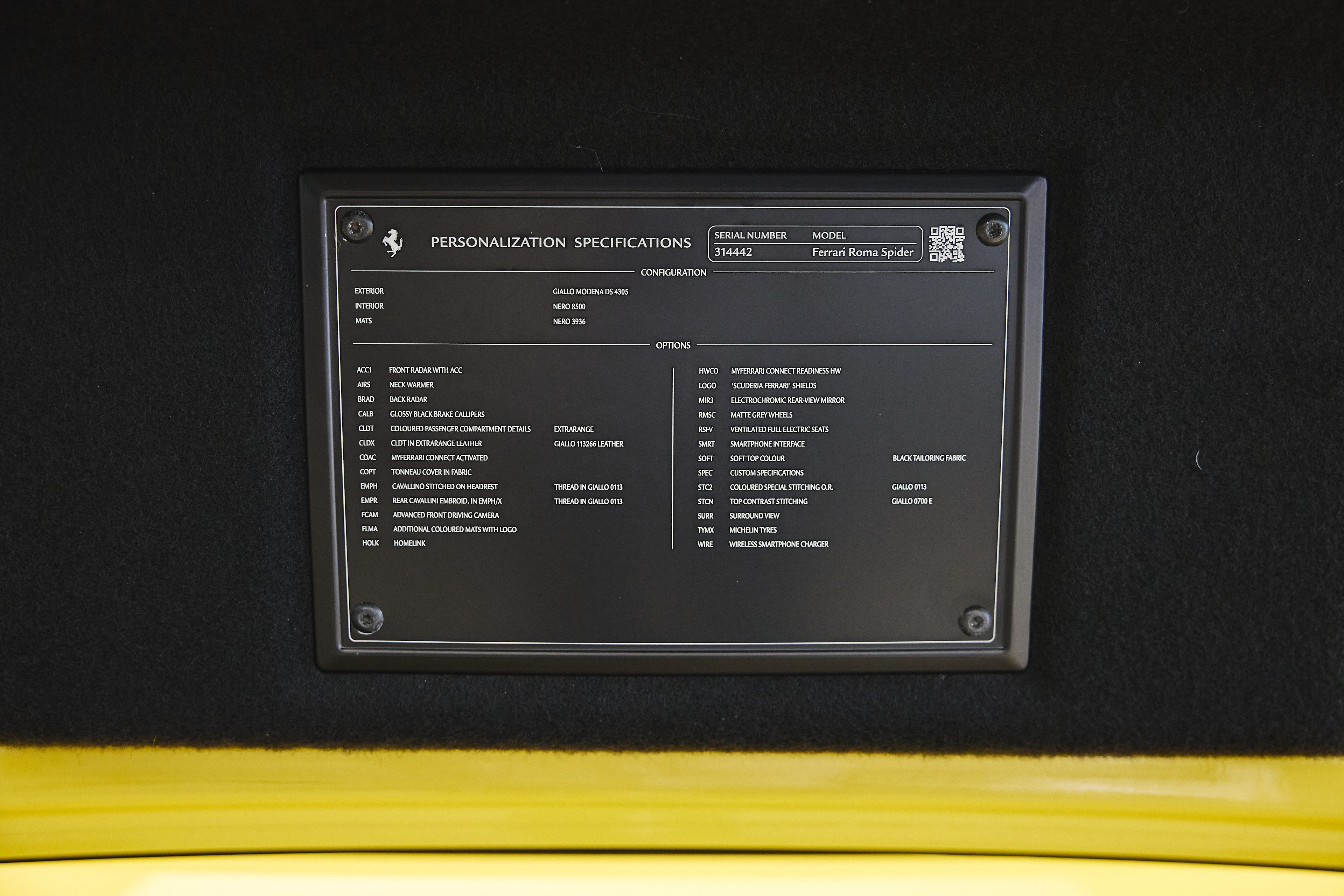 Used 2025 Ferrari Roma Spider RWD image 31