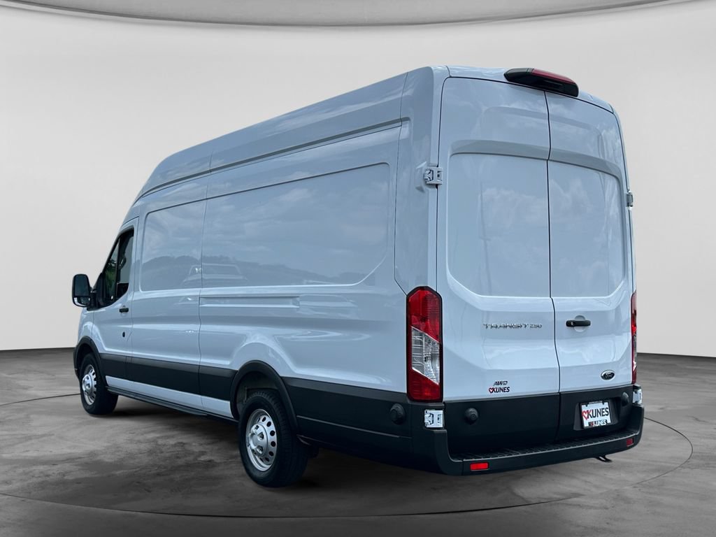 Used 2025 Ford Transit 250 148 High Roof Extended AWD w/ Load Area Protection Package image 7