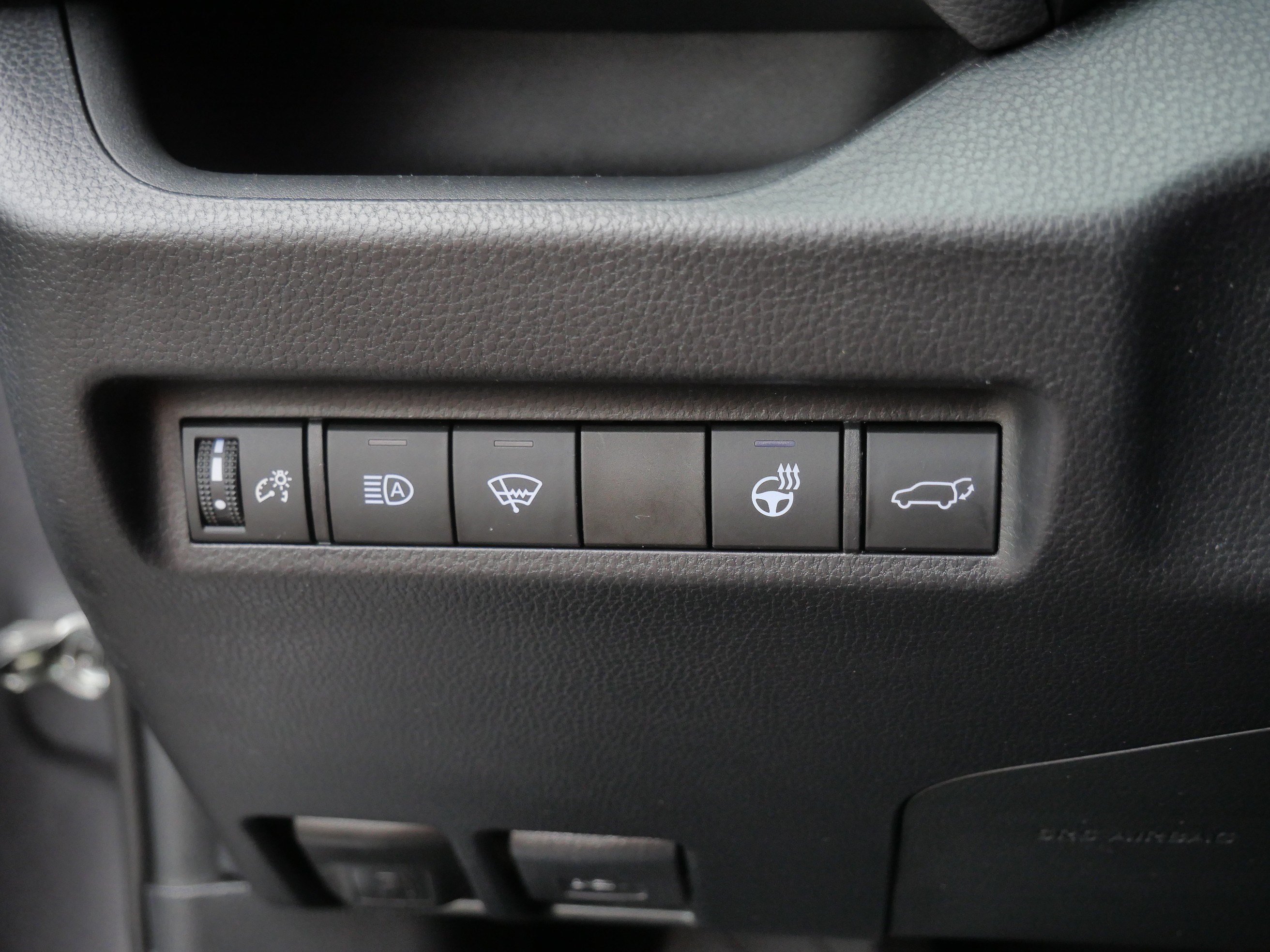 Used 2020 Toyota RAV4 TRD Off-Road w/ TRD Off-Road Weather Package AWD/4WD image 27