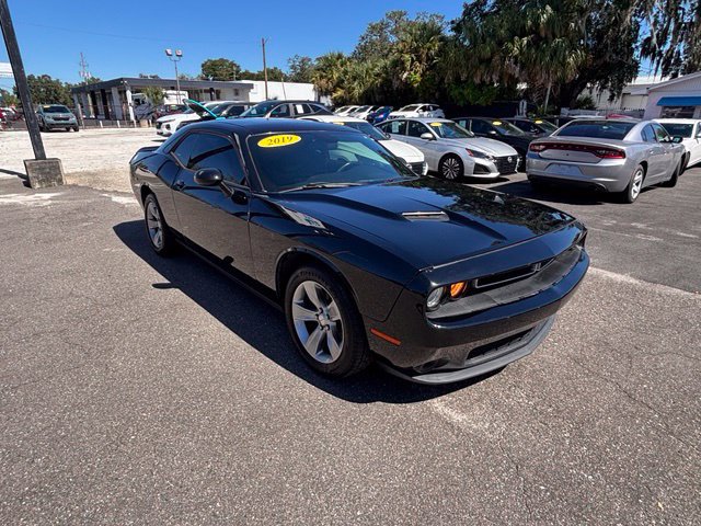 Used 2019 Dodge Challenger SXT RWD image 12