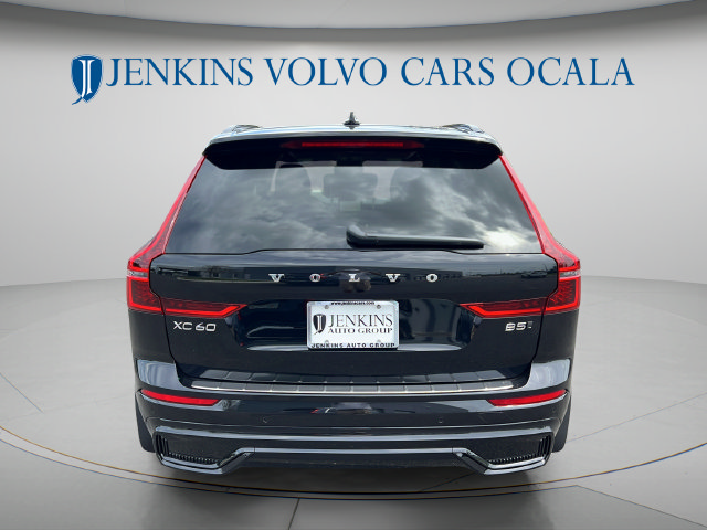 New 2027 Volvo XC60 B5 Core AWD/4WD image 4
