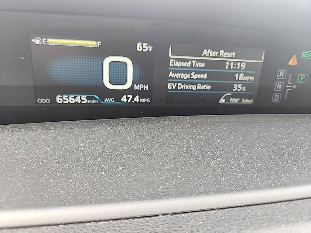 Used 2017 Toyota Prius Three Touring image 12