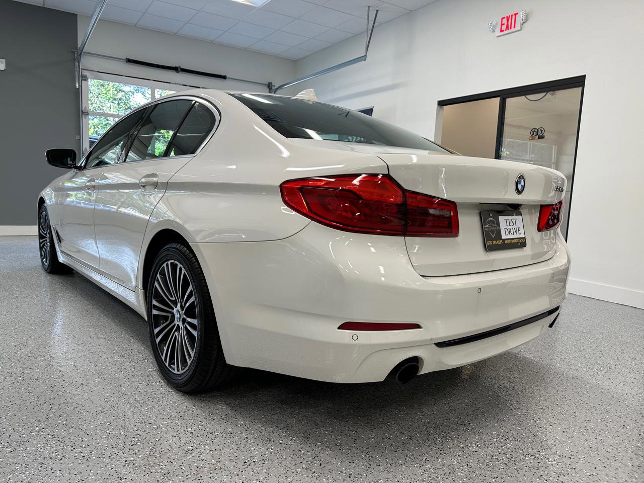 Used 2019 BMW 530i w/ Convenience Package RWD image 5