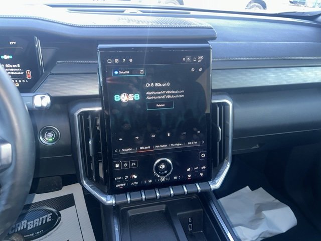 Used 2025 GMC Acadia Elevation image 19