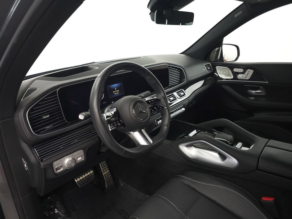 Certified 2025 Mercedes-Benz GLS 450 4MATIC image 9