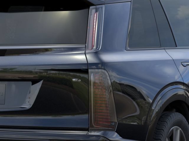 New 2027 Cadillac Vistiq Sport w/ LPO, Floor Liner Package AWD/4WD image 11