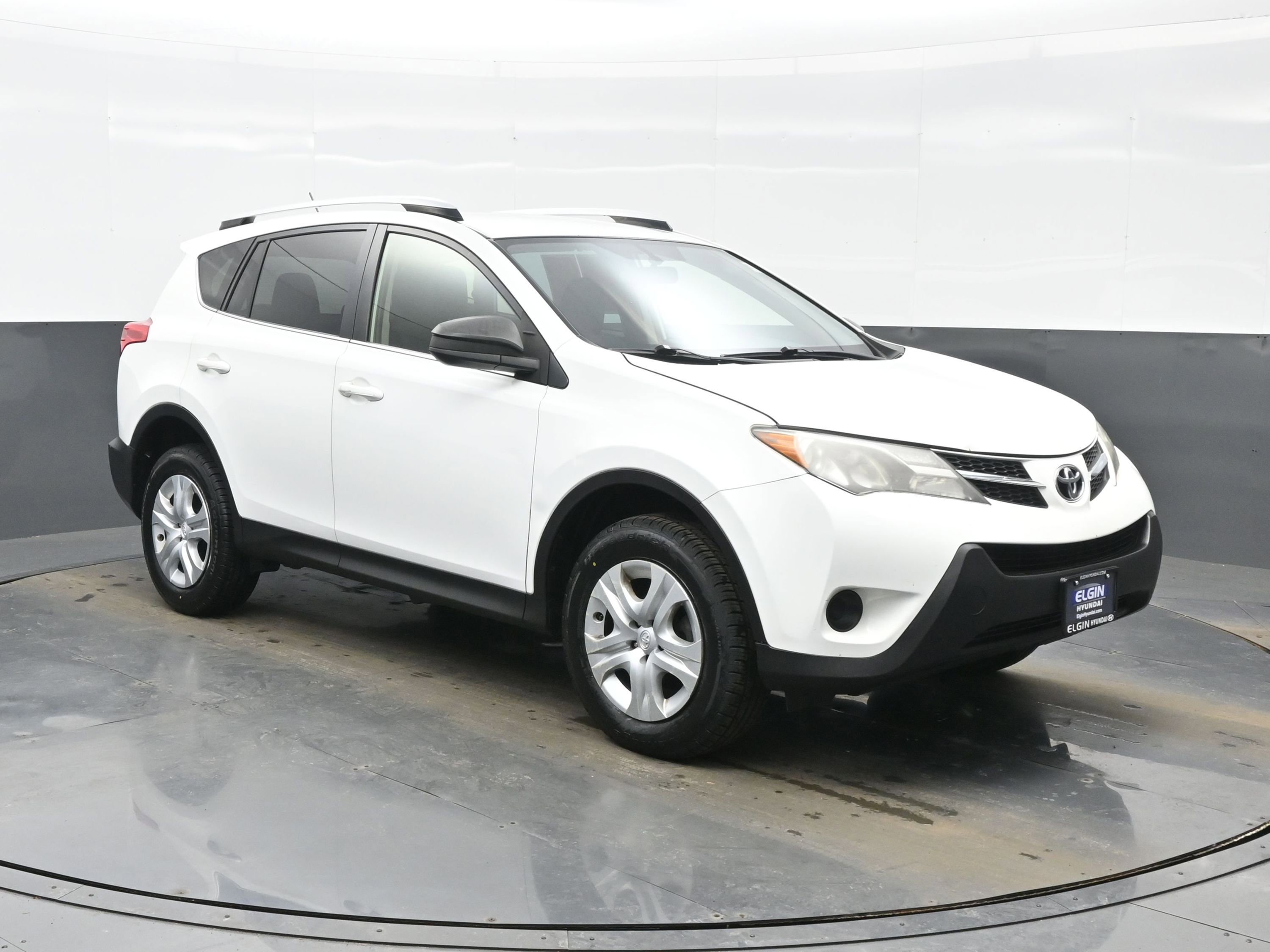 Used 2014 Toyota RAV4 LE image 8