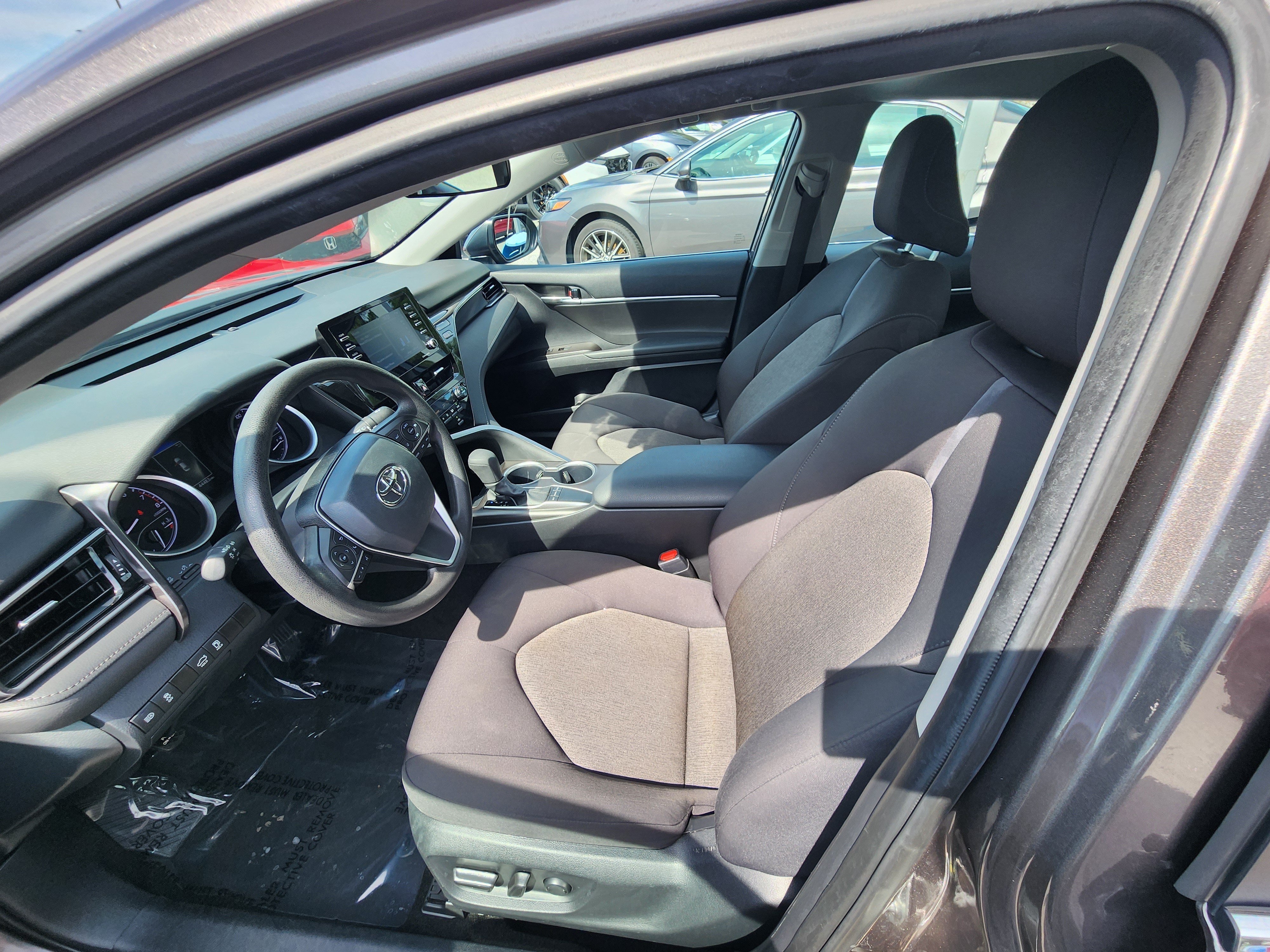 Used 2024 Toyota Camry LE FWD image 15