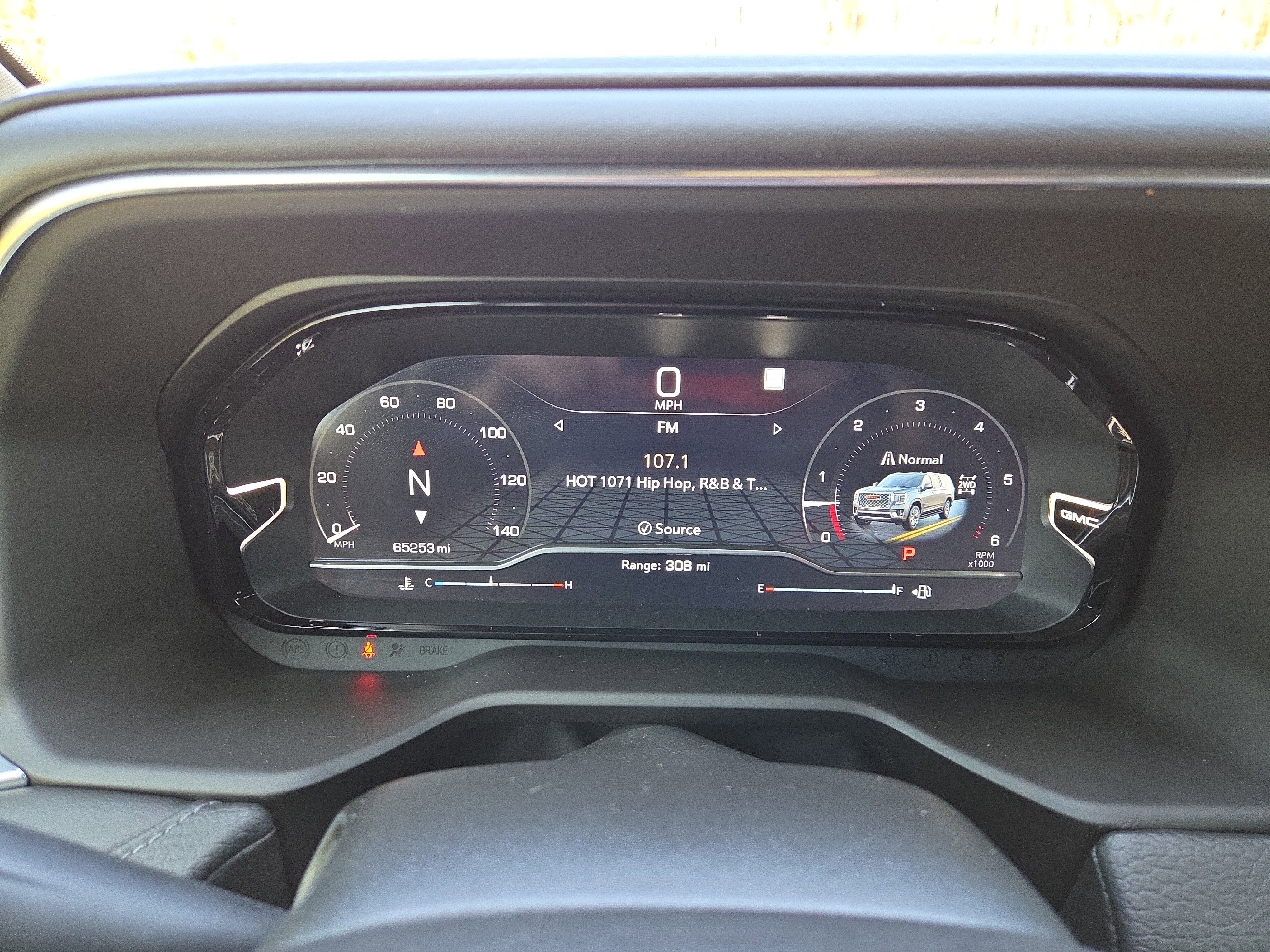 Used 2022 GMC Yukon Denali image 12