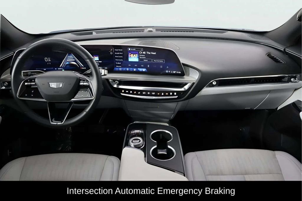 Used 2024 Cadillac Lyriq Luxury image 23