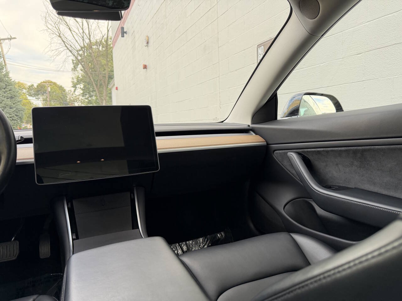 Used 2018 Tesla Model 3 Long Range AWD/4WD image 28