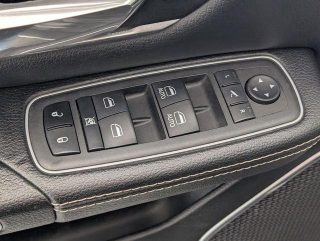 Used 2022 RAM 1500 Laramie image 12